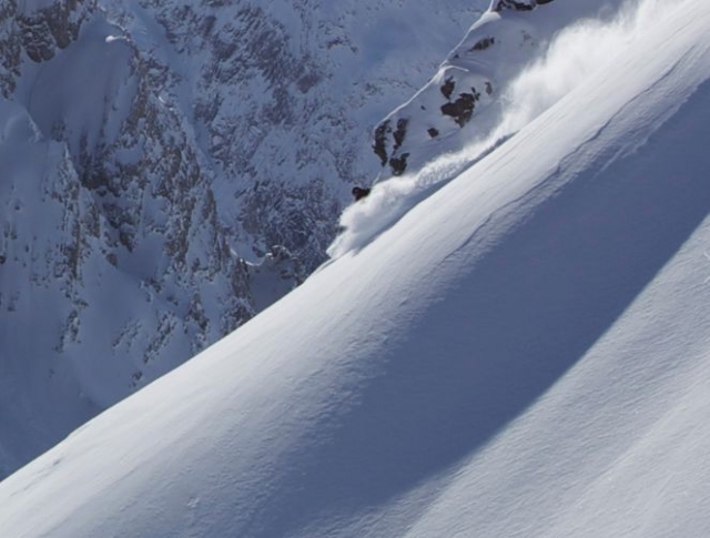 Suivez les moniteurs dans les espaces vierges de Courchevel.jpg